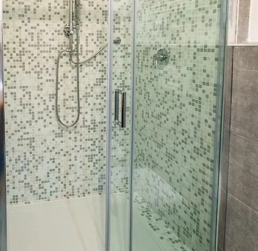 Shelley 3* Λα Σπέτσια